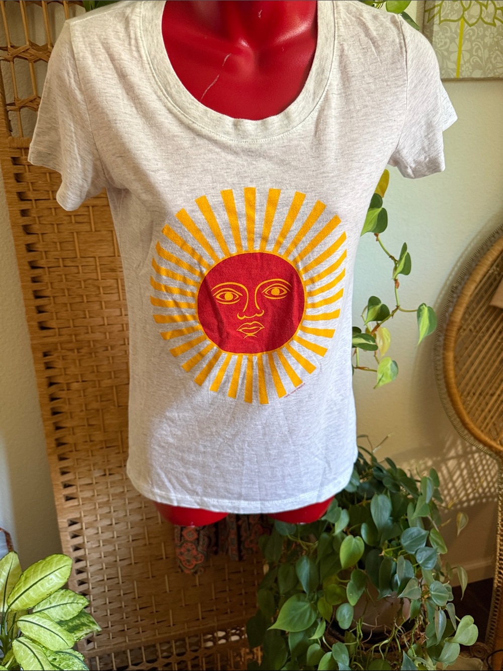 White Short-Sleeve Tee with Red Sun African Graphic and Yellow Rays - Picture 2 of 4